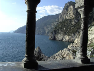 05.05.08: PORTOVENERE:looking to the CINQUE TERRE